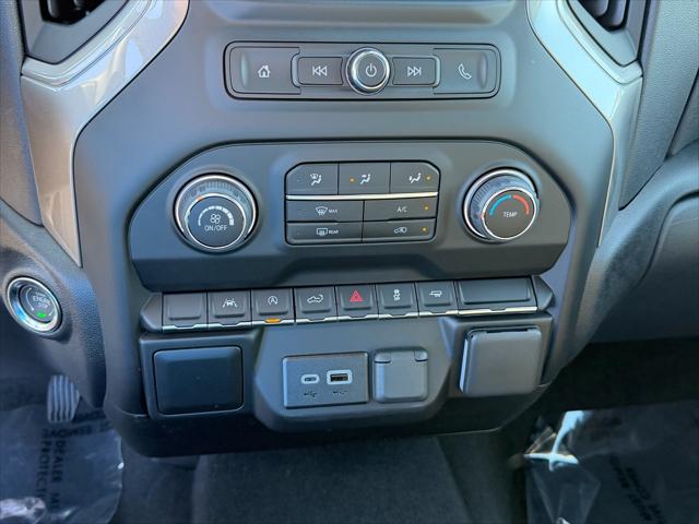 2026 Chevrolet Silverado 1500 2WD Double Cab Standard Bed Custom