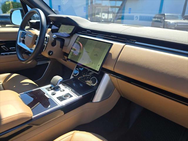 2023 Land Rover Range Rover P530 SE