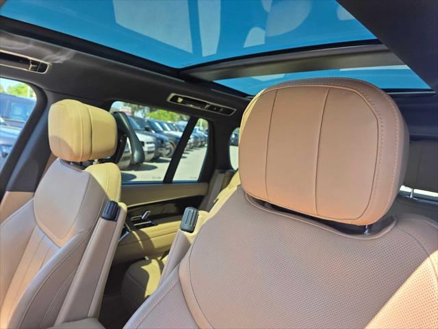 2023 Land Rover Range Rover P530 SE