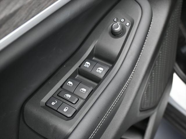 2025 Jeep Grand Cherokee L Limited 4x2