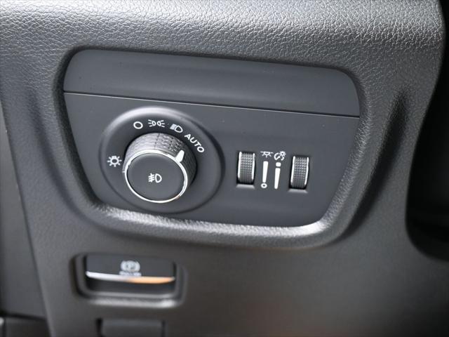 2025 Jeep Grand Cherokee L Limited 4x2