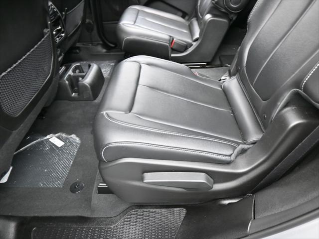 2025 Jeep Grand Cherokee L Limited 4x2