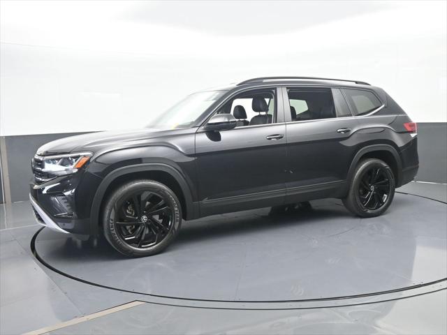 2022 Volkswagen Atlas 3.6L V6 SE w/Technology