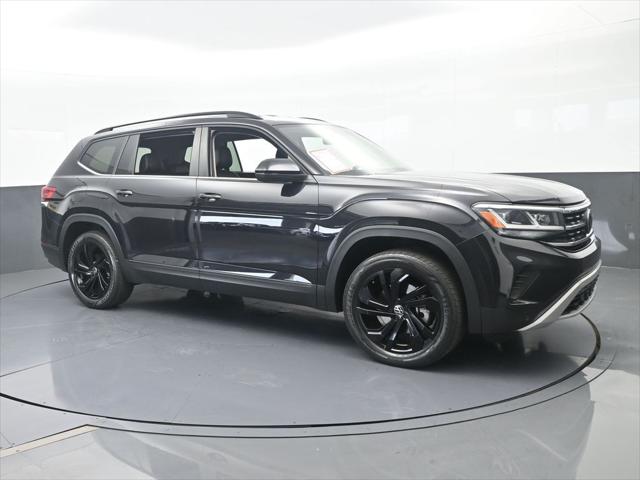 2022 Volkswagen Atlas 3.6L V6 SE w/Technology