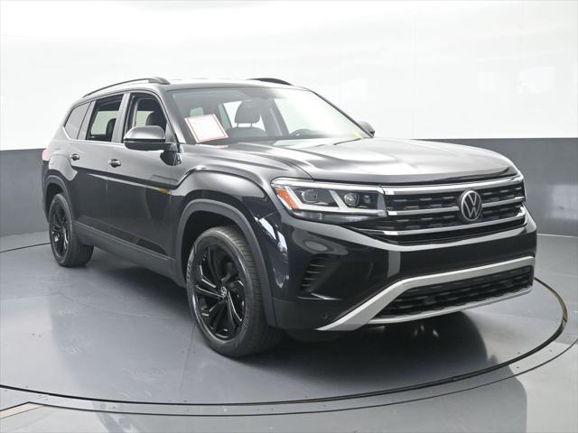 2022 Volkswagen Atlas 3.6L V6 SE w/Technology