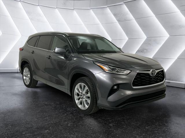 2021 Toyota Highlander Limited 4x2 V6's photo