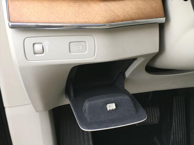 2019 Volvo XC90 T6 Inscription