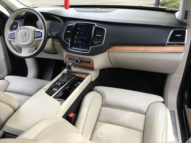 2019 Volvo XC90 T6 Inscription