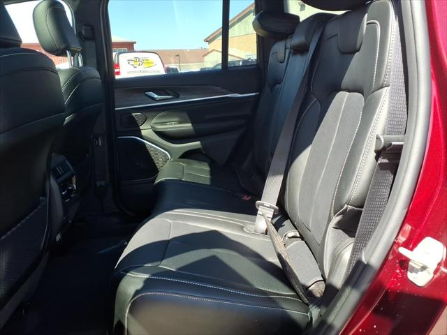 2026 Jeep Grand Cherokee L Altitude 4x4