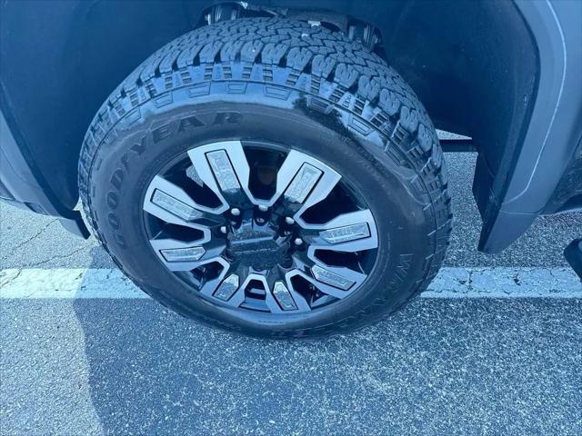 2024 GMC Sierra 3500HD 4WD Crew Cab Long Bed Denali