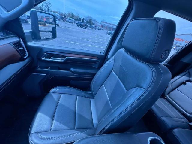 2024 GMC Sierra 3500HD 4WD Crew Cab Long Bed Denali