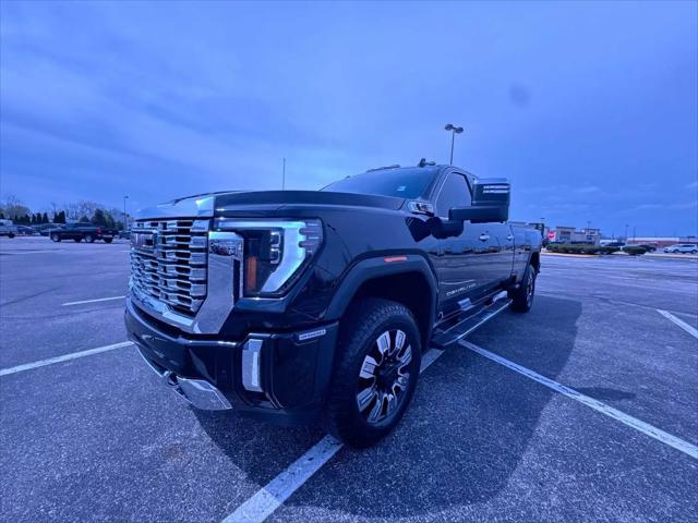 2024 GMC Sierra 3500HD 4WD Crew Cab Long Bed Denali