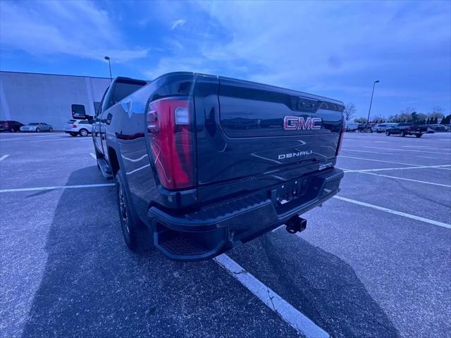 2024 GMC Sierra 3500HD 4WD Crew Cab Long Bed Denali
