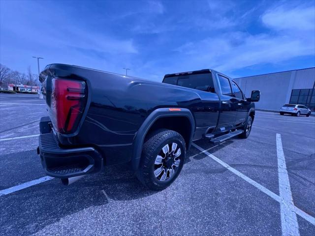 2024 GMC Sierra 3500HD 4WD Crew Cab Long Bed Denali