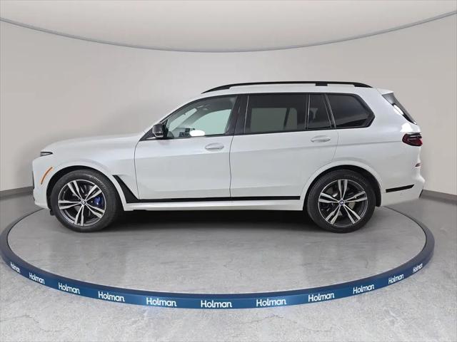 2025 BMW X7 M60i