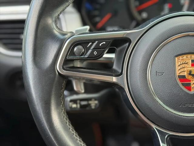 2015 Porsche Macan Turbo