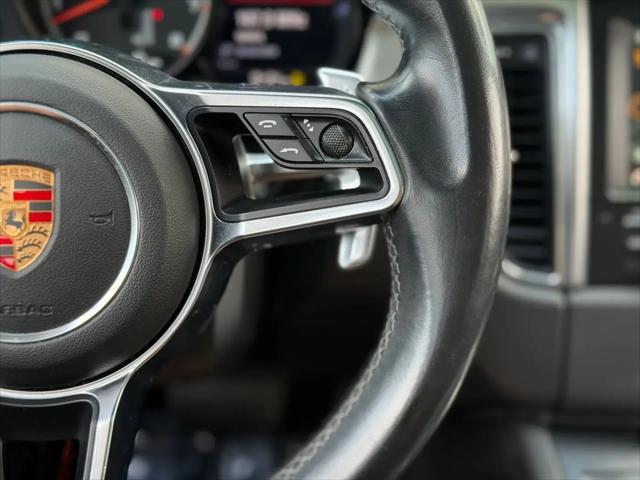 2015 Porsche Macan Turbo