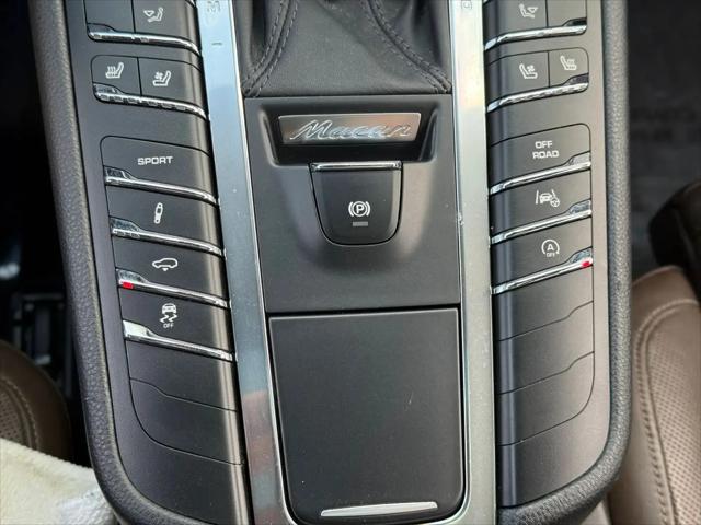 2015 Porsche Macan Turbo