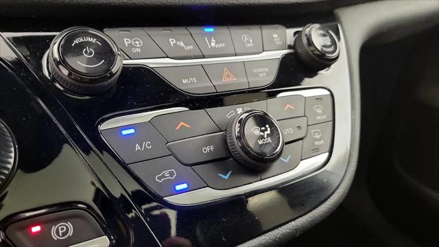 2019 Chrysler Pacifica 35th Anniversary Limited