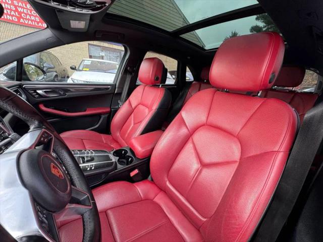 2018 Porsche Macan S