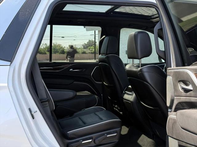 2021 Cadillac Escalade 2WD Premium Luxury