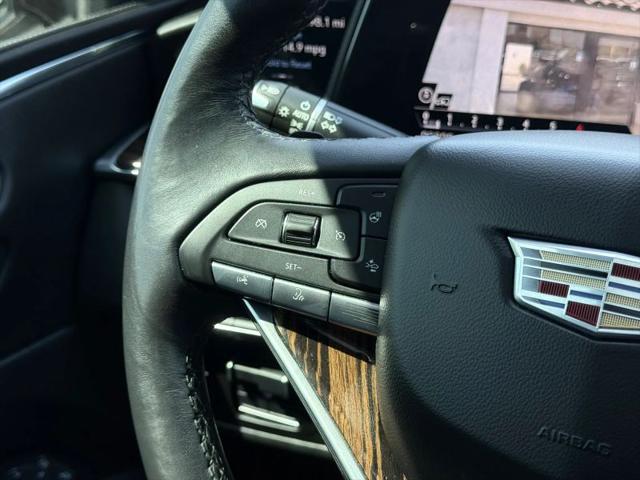 2021 Cadillac Escalade 2WD Premium Luxury