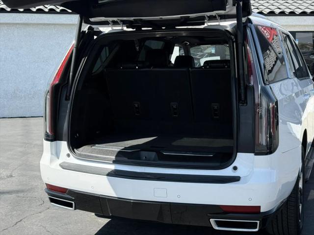 2021 Cadillac Escalade 2WD Premium Luxury