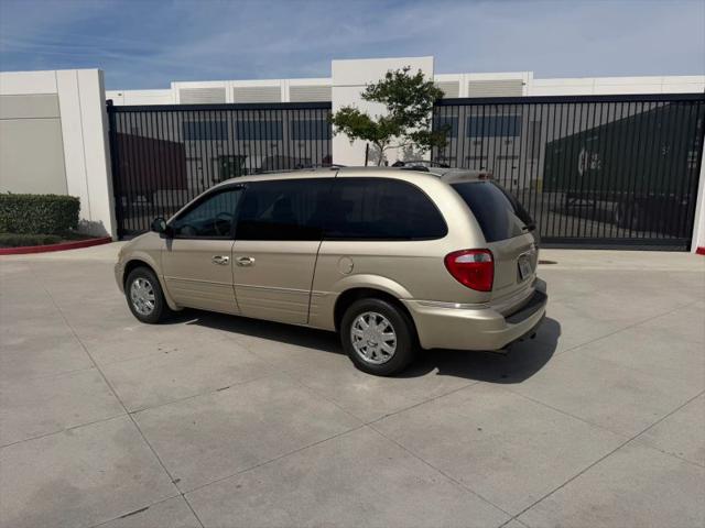2007 Chrysler Town & Country Limited