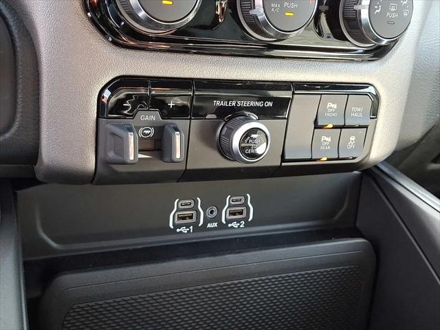 2026 Ram 1500 Big Horn Crew Cab 4x4 57 Box