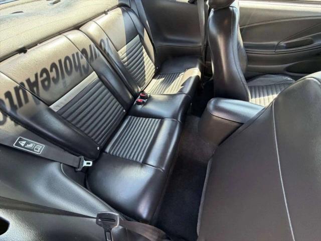 2003 Ford Mustang Mach 1