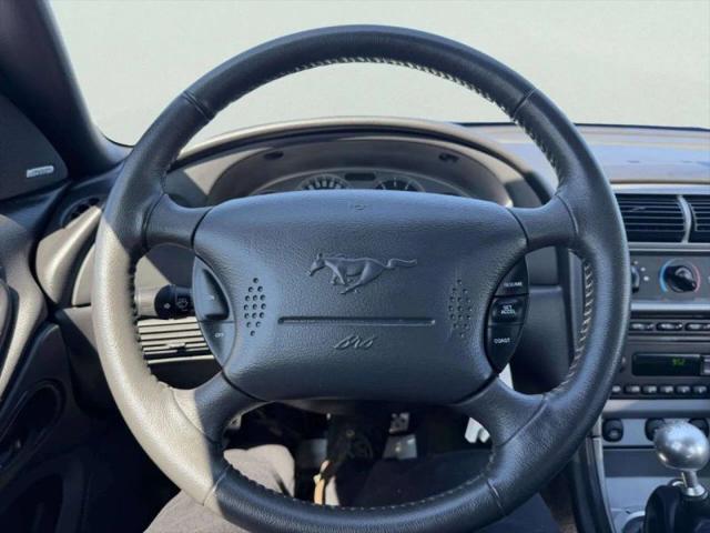 2003 Ford Mustang Mach 1
