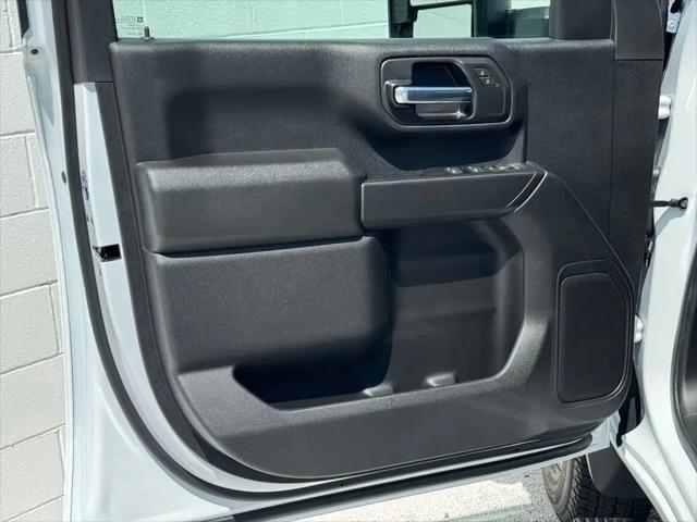 2026 Chevrolet Silverado 3500HD Crew Cab, Long Bed, WT Dual Rear Wheel, RWD