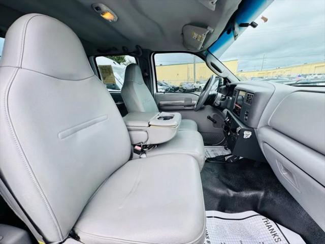2004 Ford F-350 XL