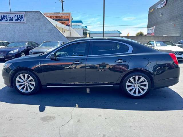 2015 Lincoln MKS Base