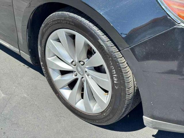 2015 Lincoln MKS Base