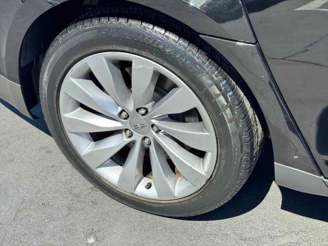 2015 Lincoln MKS Base