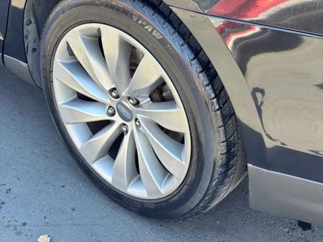 2015 Lincoln MKS Base