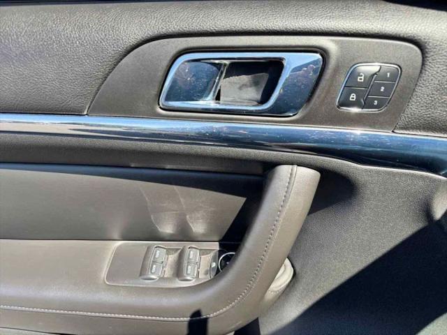 2015 Lincoln MKS Base