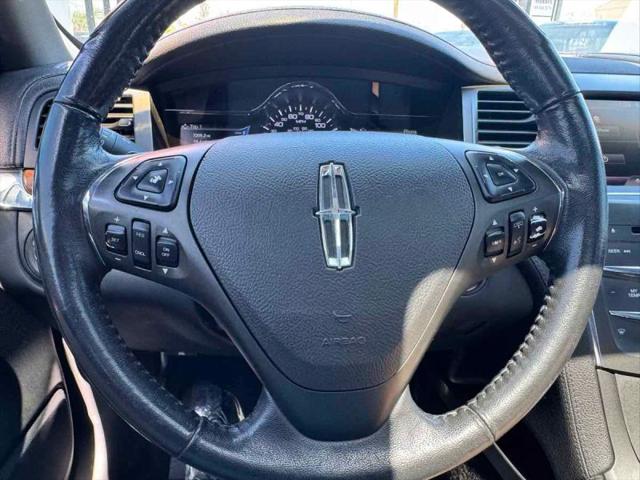 2015 Lincoln MKS Base