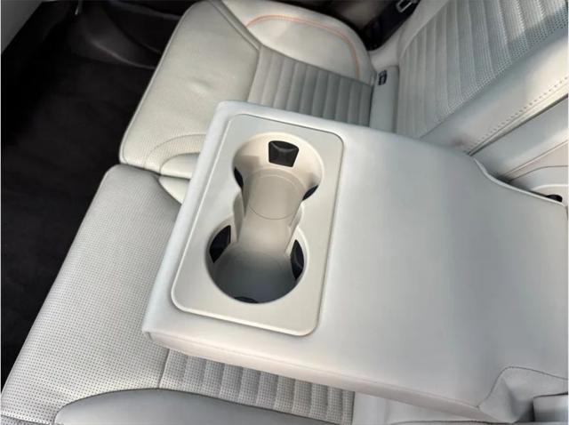 2019 Land Rover Discovery HSE LUXURY