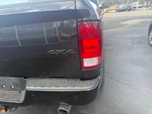 2019 Ram 1500 Classic Lone Star Crew Cab 4x4 5'7" Box
