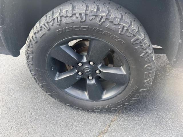 2019 Ram 1500 Classic Lone Star Crew Cab 4x4 5'7" Box