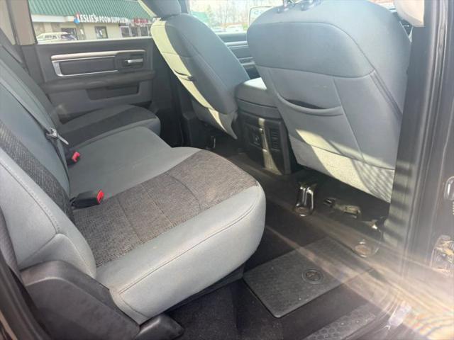 2019 Ram 1500 Classic Lone Star Crew Cab 4x4 5'7" Box