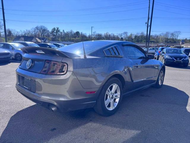 2013 Ford Mustang V6