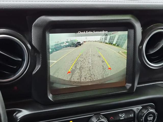 2022 Jeep Wrangler Unlimited Sahara Altitude 4x4