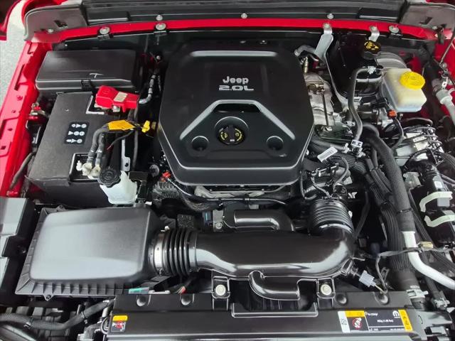2022 Jeep Wrangler Unlimited Sahara Altitude 4x4