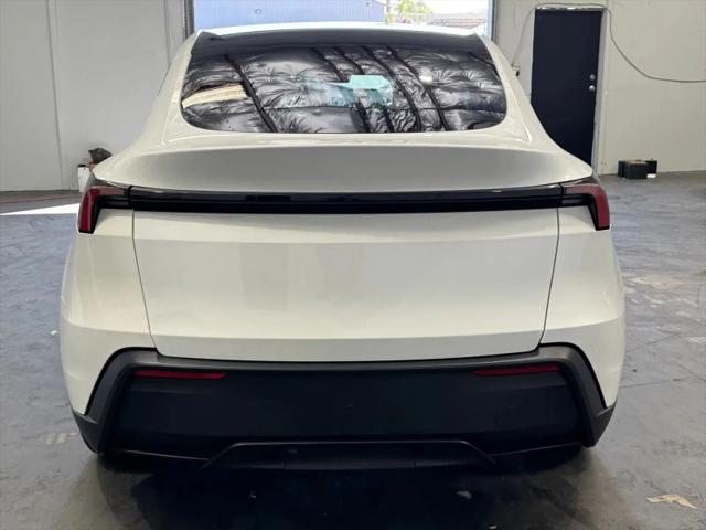2026 Tesla Model Y Premium Rear-Wheel Drive
