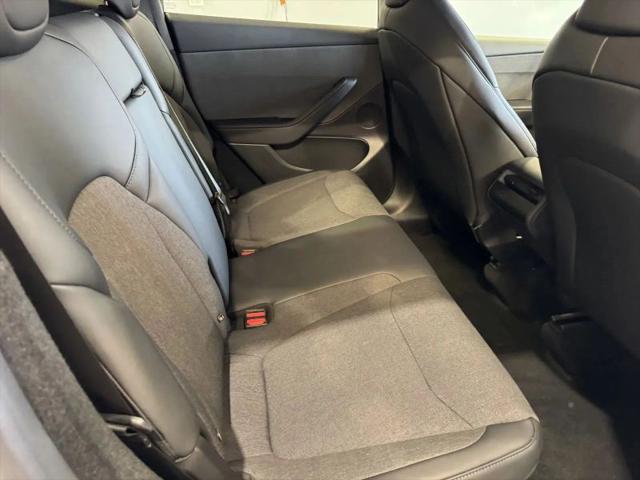 2026 Tesla Model Y Premium Rear-Wheel Drive