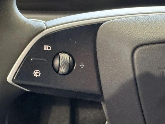2026 Tesla Model Y Premium Rear-Wheel Drive