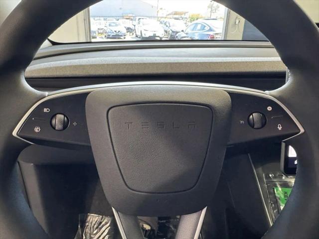 2026 Tesla Model Y Premium Rear-Wheel Drive
